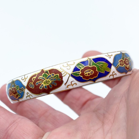 Vintage Cloisonne Flower Enamel Gold Tone Outlines Substantial Bangle Bracelet - Picture 12 of 12
